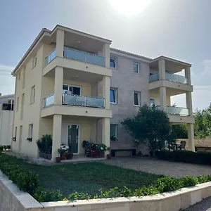 apartman-sven.primorje-gorskikotar.com/